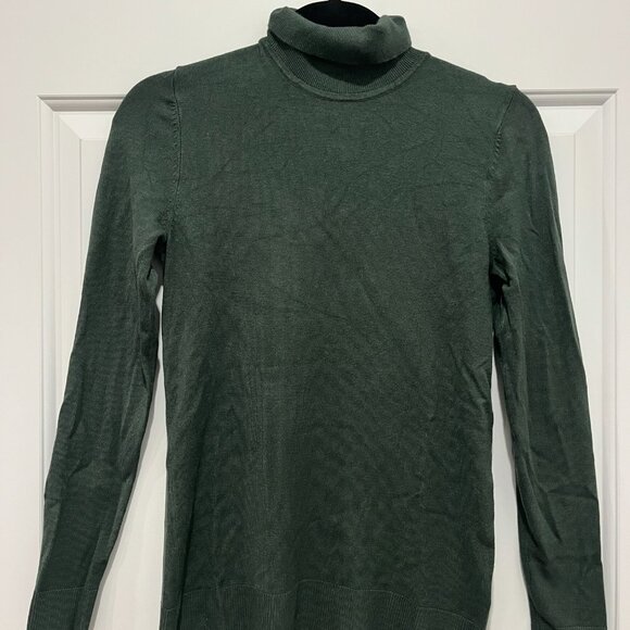 R Essentials Xsmall Turtleneck - Picture 2 of 2